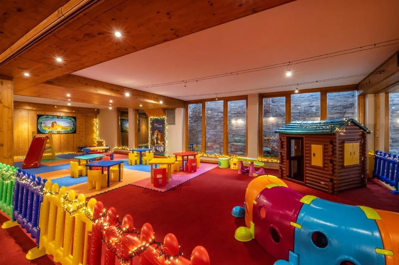 ****  Hotel Piandineve Passo del Tonale Italien