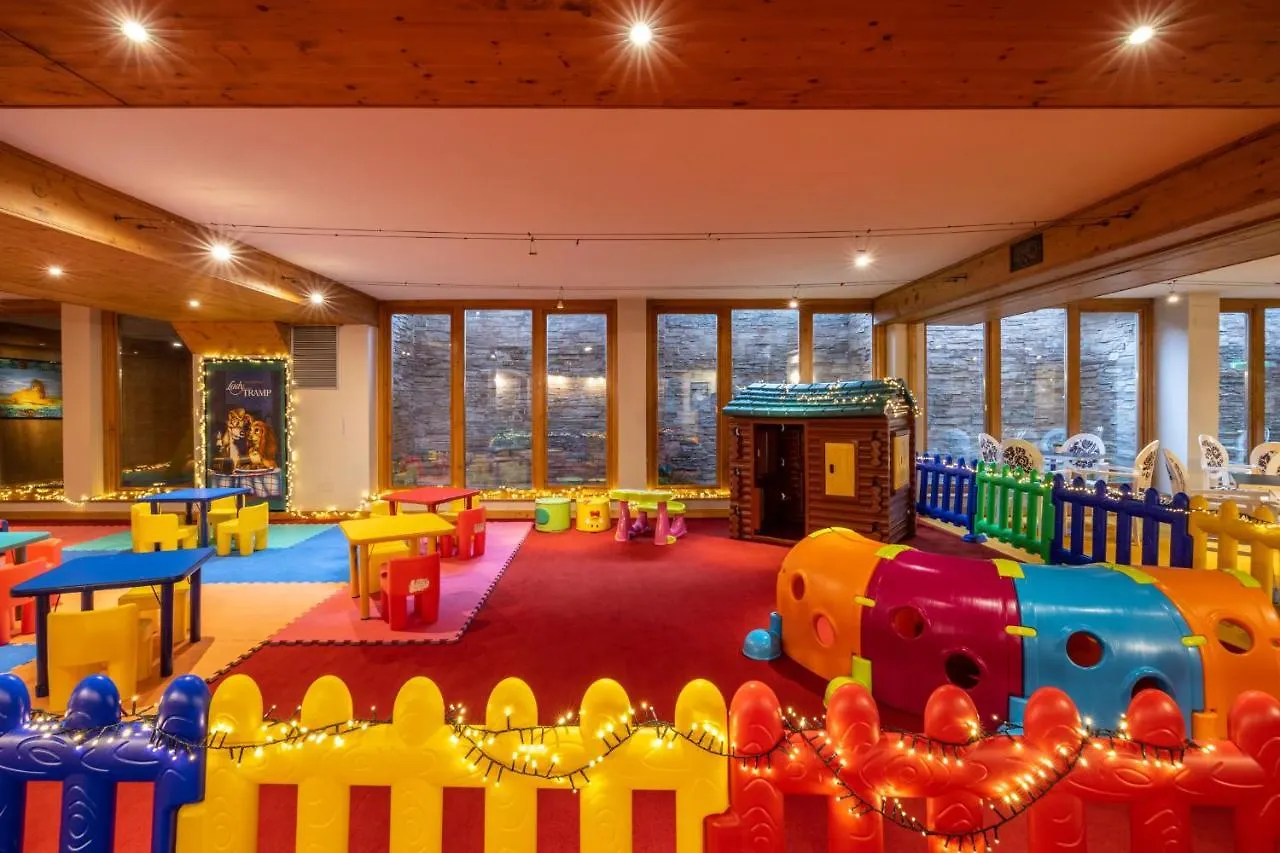 Hotel Piandineve Passo del Tonale