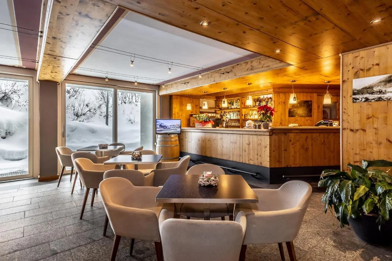 Hotel Piandineve Passo del Tonale