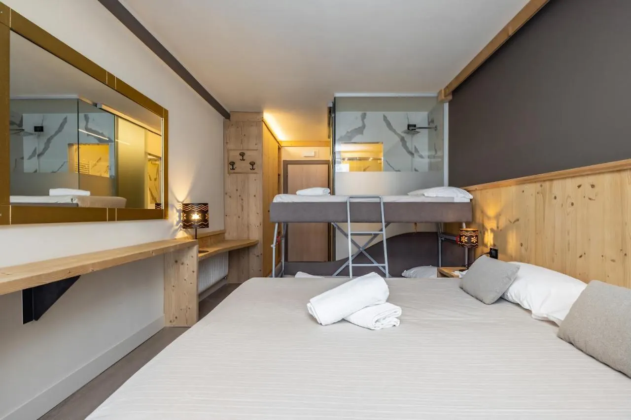 Hotel Piandineve Passo del Tonale