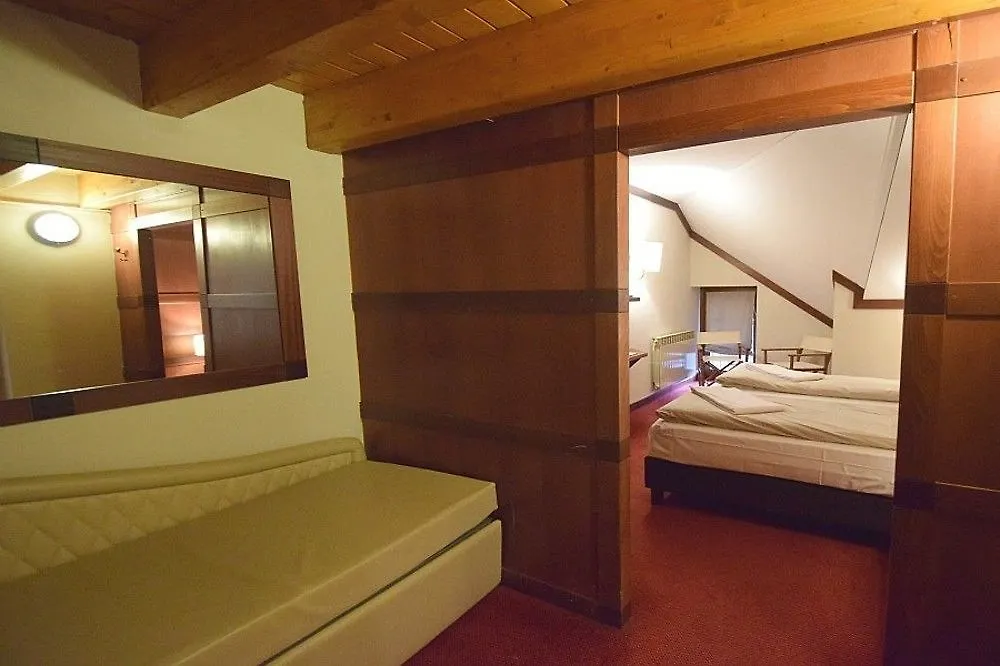 Hotel Piandineve Passo del Tonale
